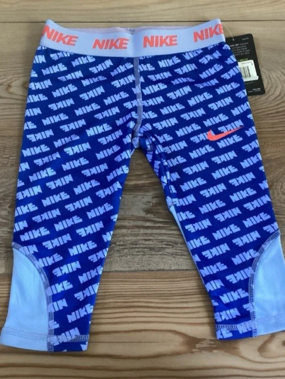 Nike Girls Tee & Capri Leggings Outfit Size 6/6X(NWT)~PRICE IS FIRM~ - Picture 3 of 5